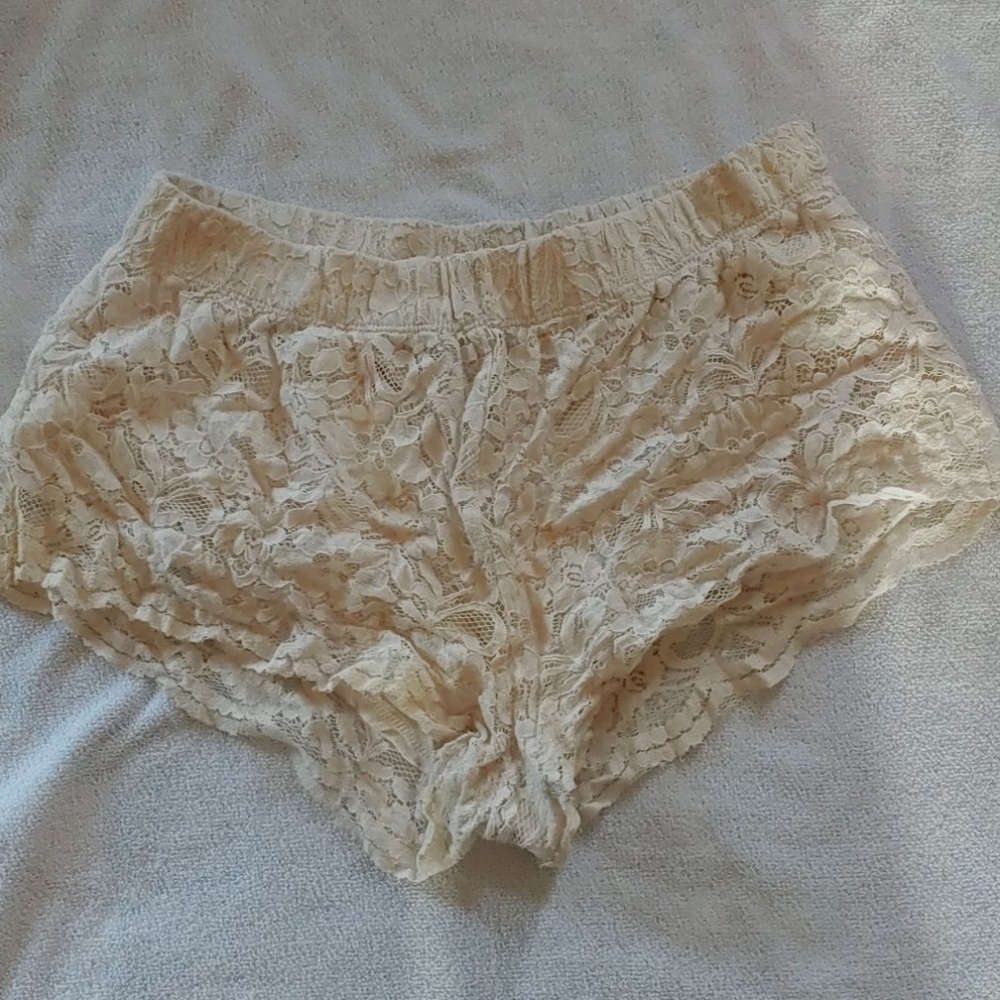 Ivory lace shorts